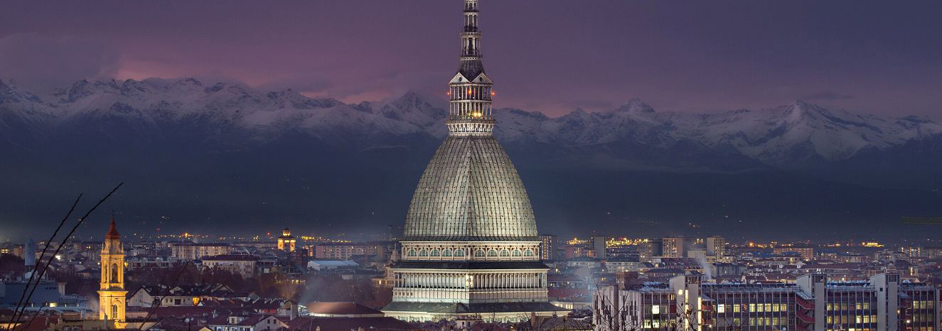 Abbrey82, CC BY-SA 4.0 <https://creativecommons.org/licenses/by-sa/4.0>, via Wikimedia Commons